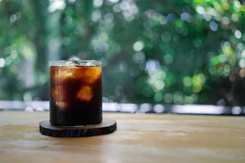 Drink-med-smak-av-cola,-päron-&-körsbär